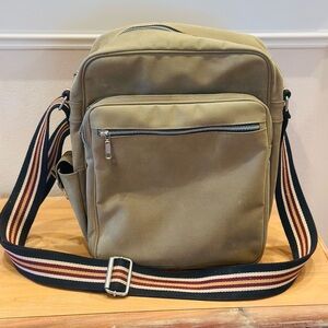 Vintage AE Sage Green Men's Crossbody Canvas Bag with Adjustable Strap